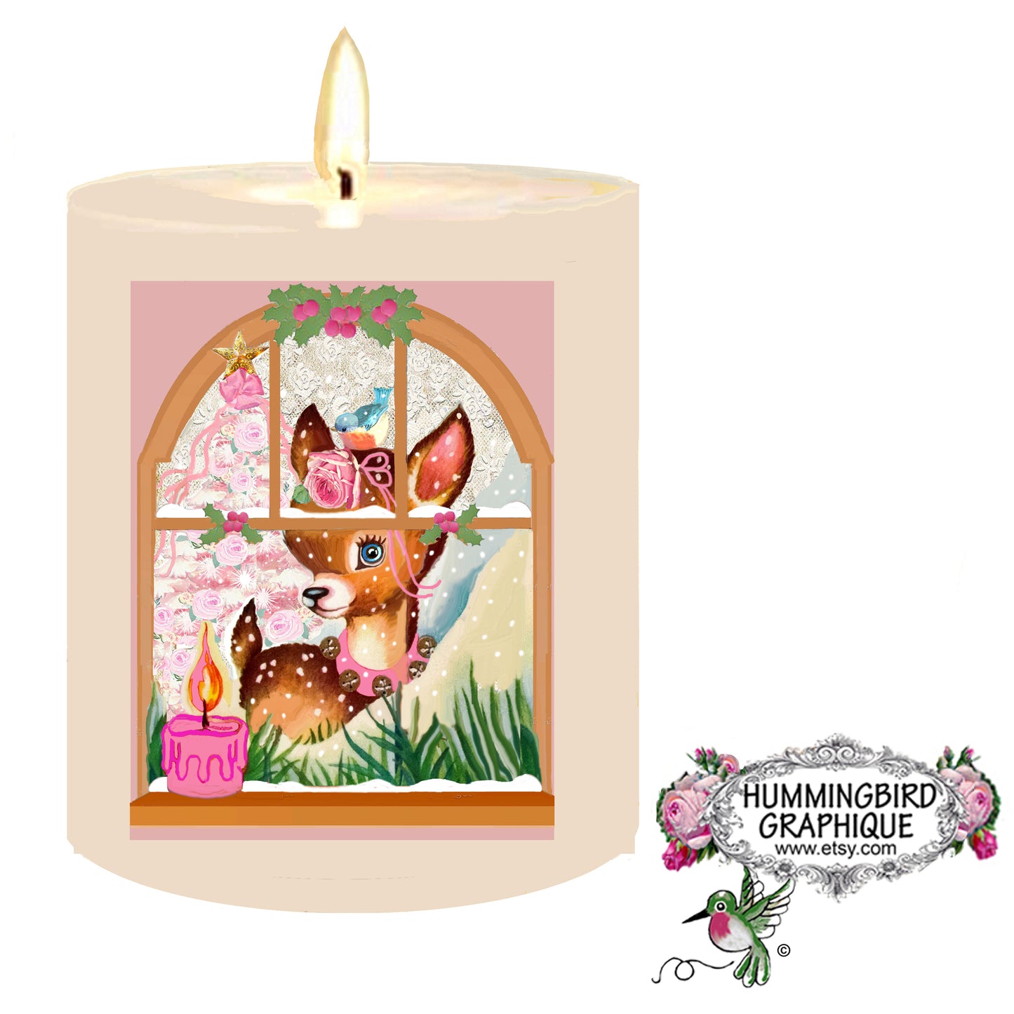 #1209 BÉBÉ CERF ENCHANTANT SUR UNE FENÊTRE ENNEIGÉE AVEC UNE BOUGIE ROSE - NOËL
