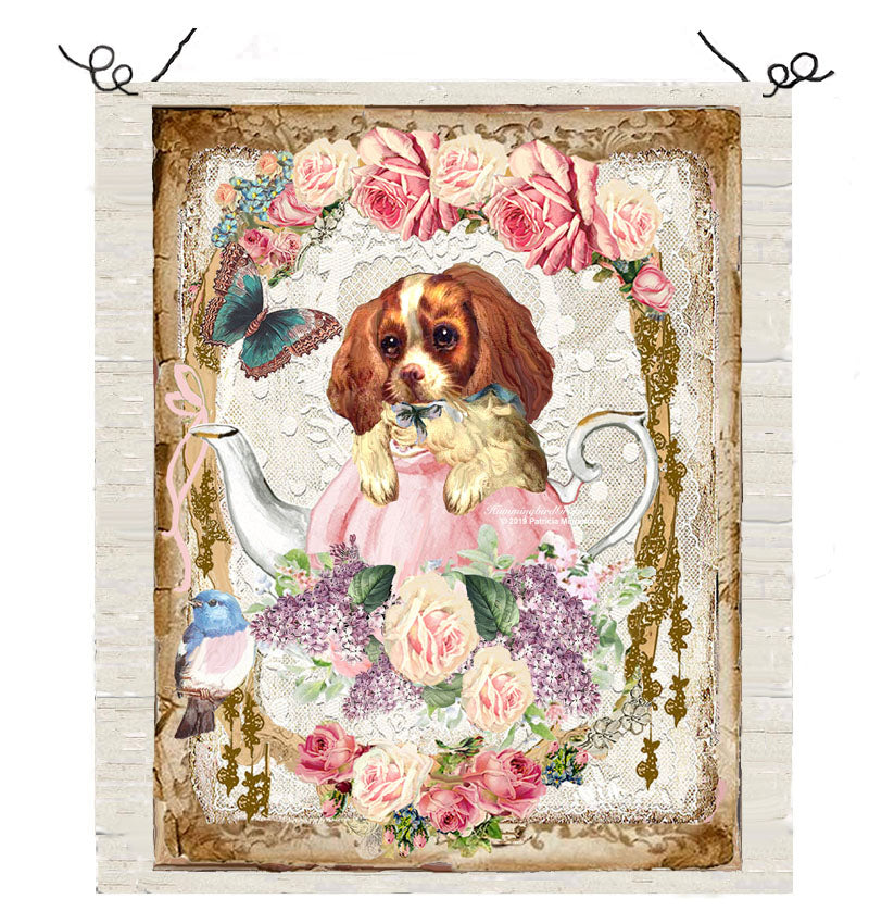 #556 CHARMANTE THÉIÈRE VICTORIENNE ROSE AVEC CHIOT ET ROSES - BELLE IMAGE SHABBY